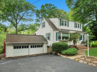 79 Taylortown Rd, Montville, NJ 07045
