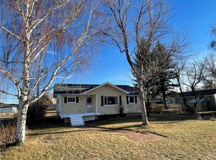 224 2nd St S, Cascade, MT 59421