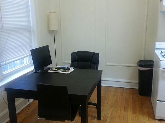 3rd image of 3449 N Elaine Pl APT 302