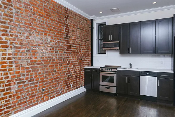 Rented by Nooklyn NYC LLC | media 23