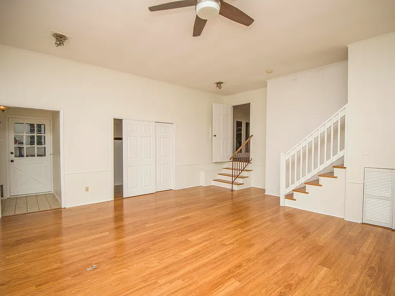 11144 Pleasant Forest Dr — Photo 24