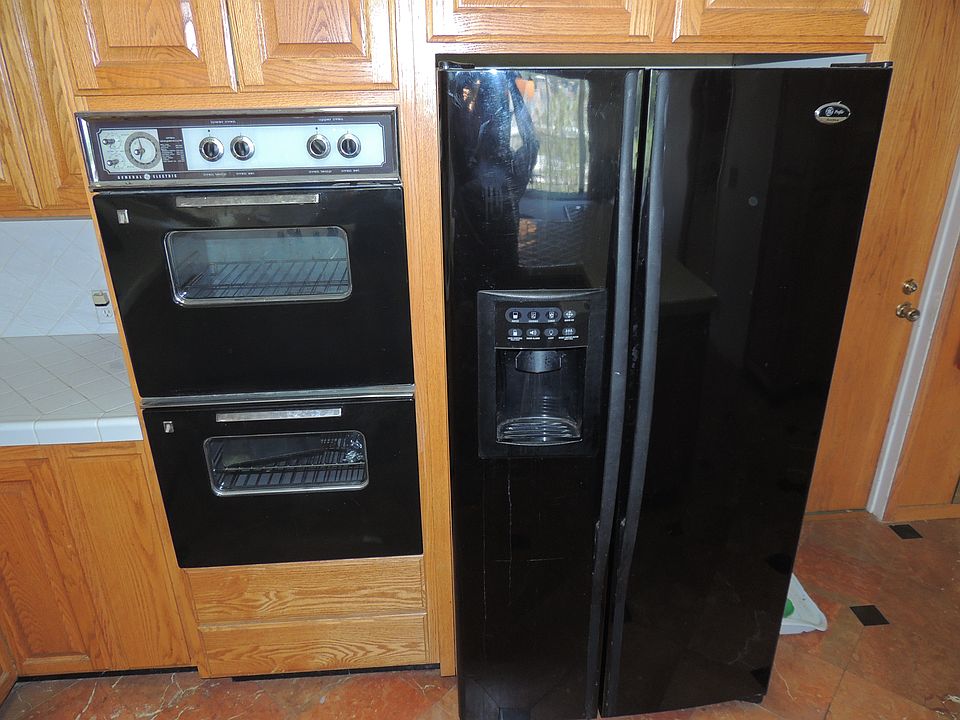 2nd image of 1358 Meridian Pl NW