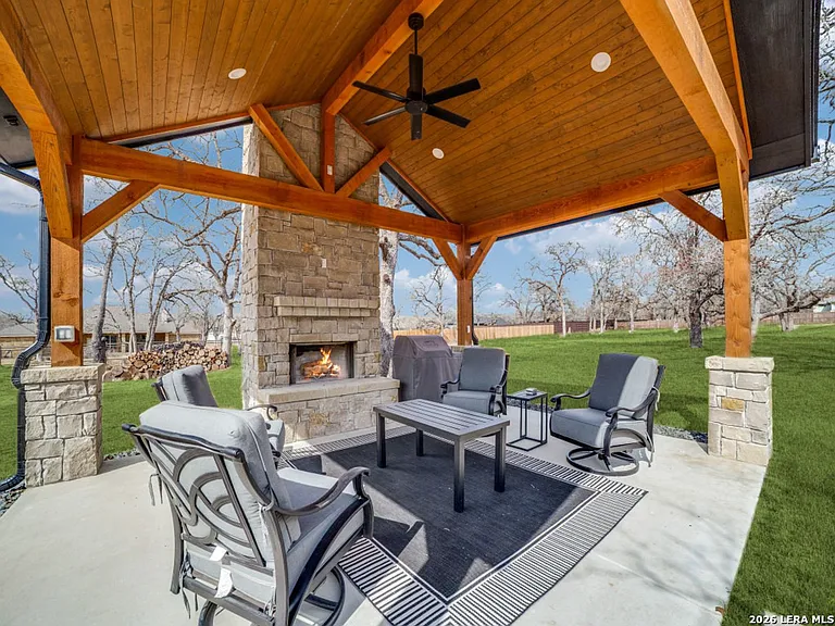196 Bobby Lynn Dr — Photo 33