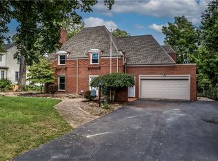 3179 Crescent Dr NE, Warren, OH