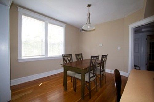 5th image of 1343 Woodland Dr Floor 2