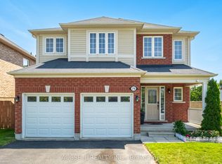 79 Lobb Ct, Clarington, ON L1C 0K4