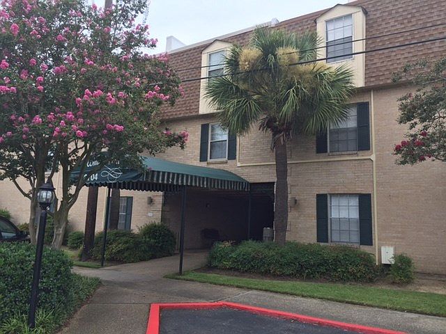 1st image of 2704 Whitney Pl APT 817