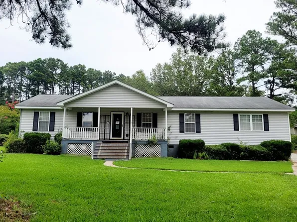 107 Wisewood Cir, Greenwood, SC 29646