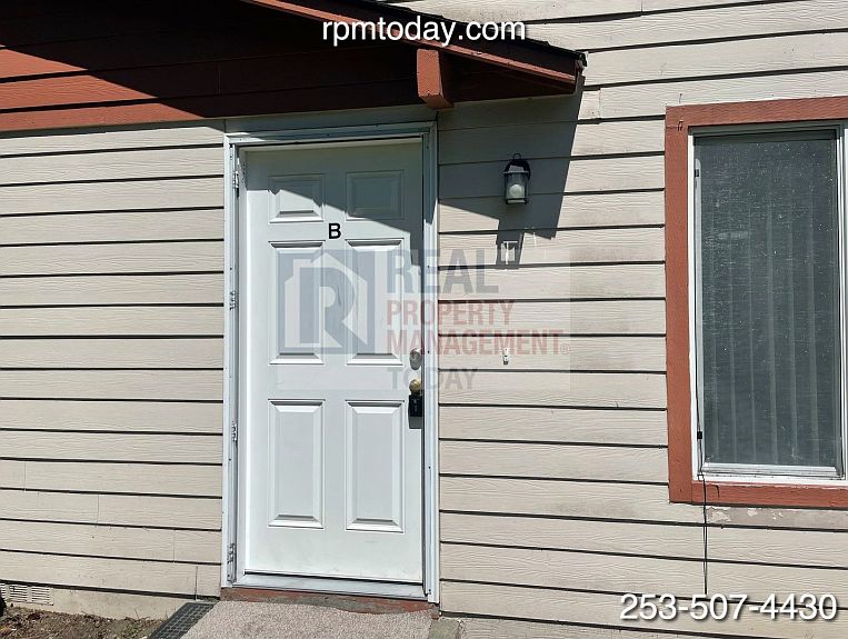1st image of 6117 Glen Mary Ln SE APT B