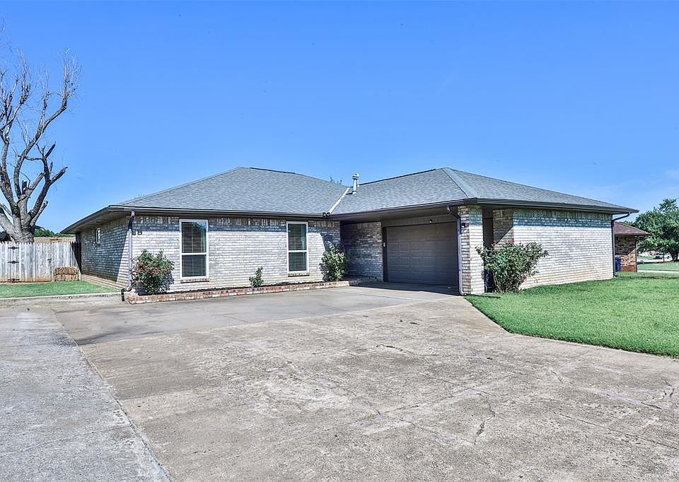 1st image of 11909 Shroyer Dr