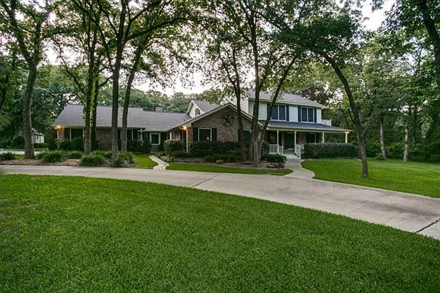 1st image of 1475 Oak Ln