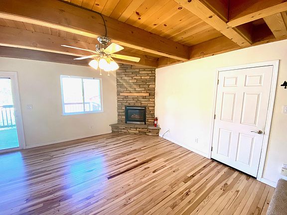 5th image of 987 Muskwaki Dr