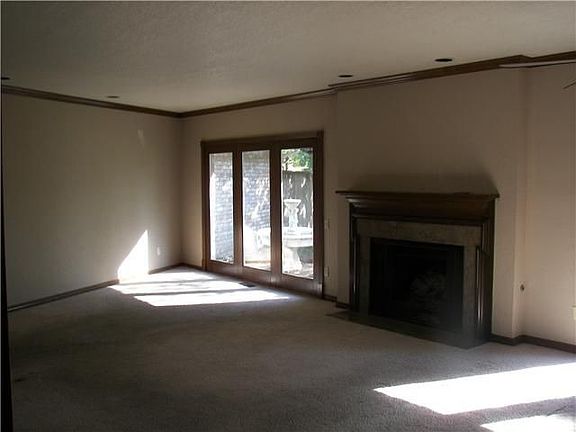 4th image of 3900 Spyglass Ln