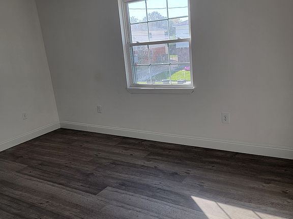 3rd image of 1802 Jo Ann Pl
