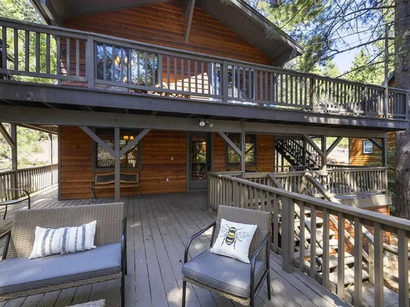 29028 Snowwhite Ridge Dr, Cold Springs, CA 95335
