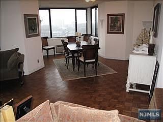 5th image of 1265 15th St APT 16F