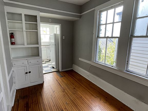 4th image of 7820 Saint Charles Ave #5
