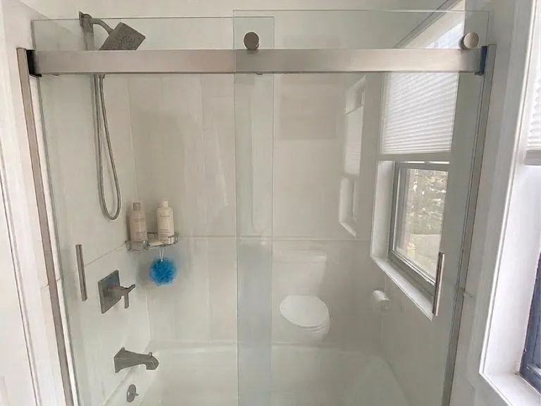 409 Adams St #5 — Photo 8