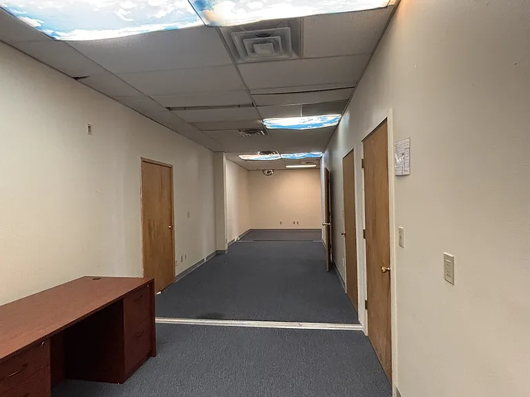 2700 Simpson Ave — Photo 15