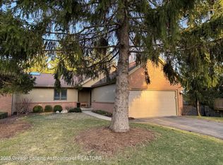 5252 Golden Cir, East Lansing, MI 48823