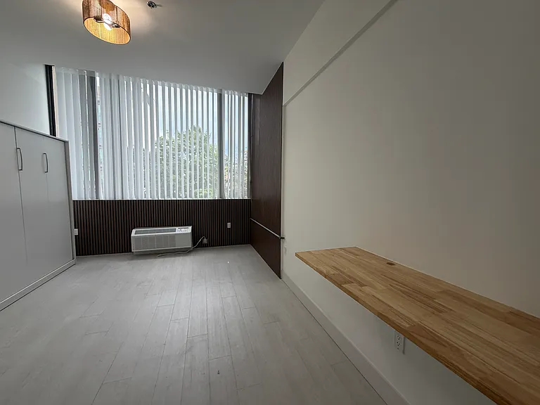 83 Scovill St #1 — Photo 5