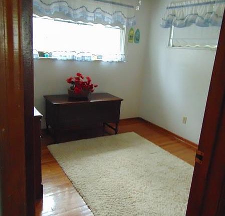 4th image of 9756 Don Dr