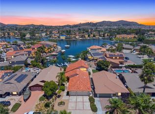 24140 Cruise Cir, Canyon Lake, CA 92587