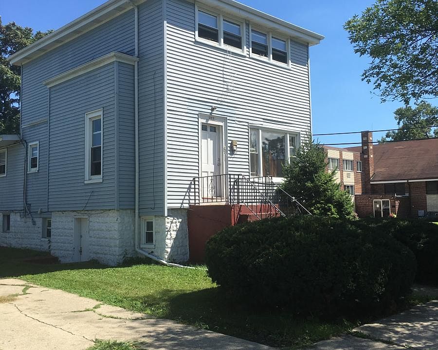 1st image of 645 S 14th Ave
