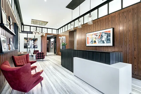 Rented by Extell Marketing Group LLC | media 49