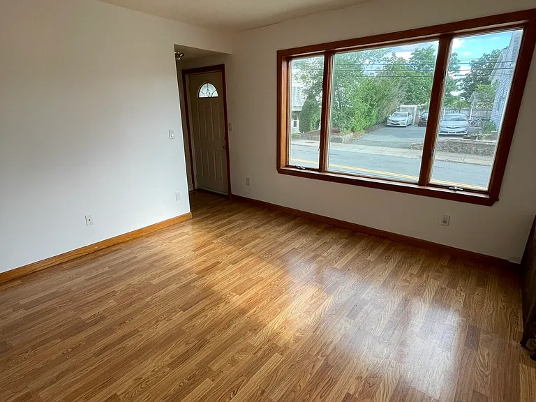 6 Cross St #1 — Photo 19