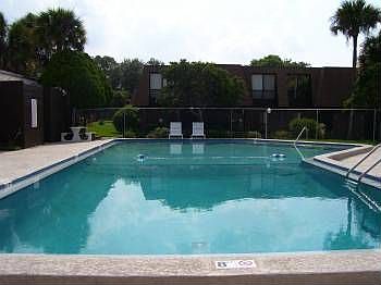 1st image of 1836 Crystal Lake Dr #101