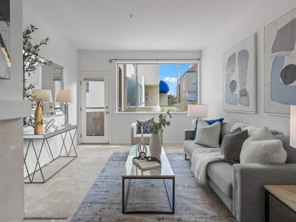 2581 Park Blvd APT Y209, Palo Alto, CA 94306