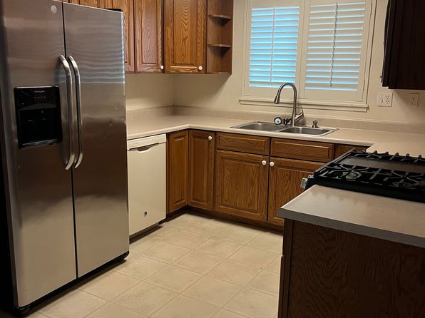 341 Citrus Ave, Vacaville, CA 95688