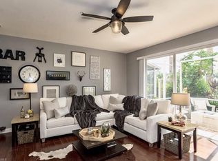855 Hampton Cir, Naples, FL 34105