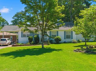 302 Park Ln, Florence, AL 35630