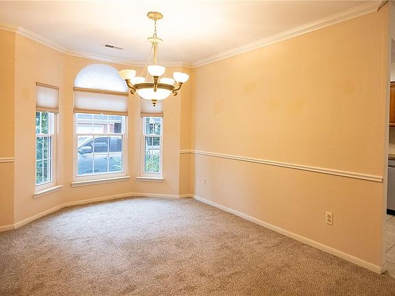 4th image of 626 Smithfield Rd APT 701