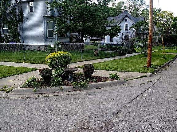 4th image of 602 Oakley Ave