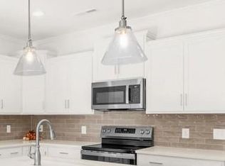 3600 Townland Cir, Clemmons, NC 27012