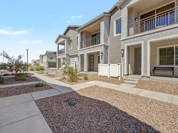 8149 E Petunia Ave, Mesa, AZ