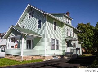 15 S Liberty St, Albion, NY 14411