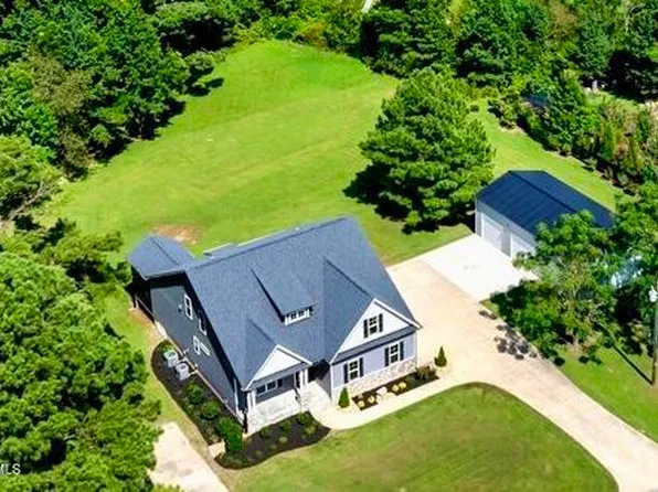 1800 Flat Rock Church Rd, Louisburg, NC 27549