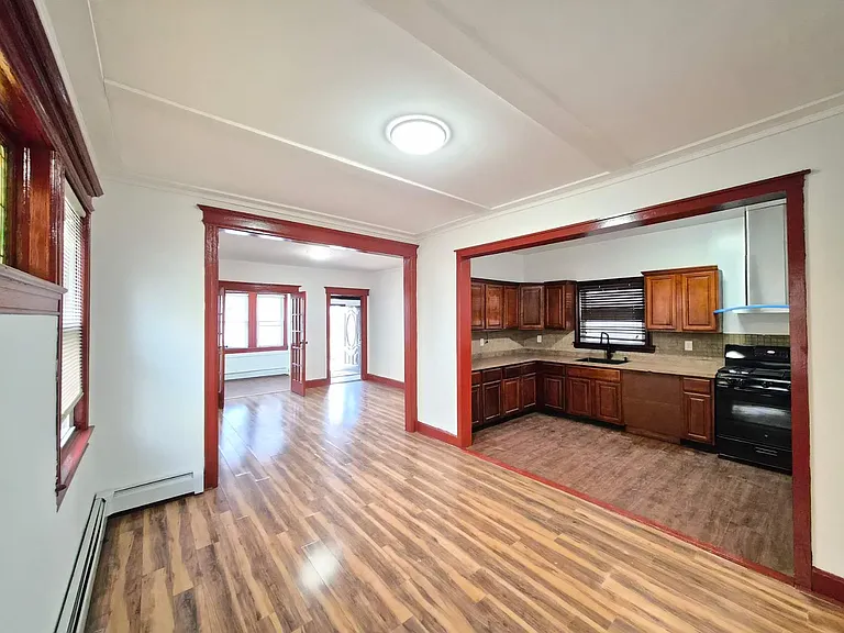 443 Home Ave #1 — Photo 11
