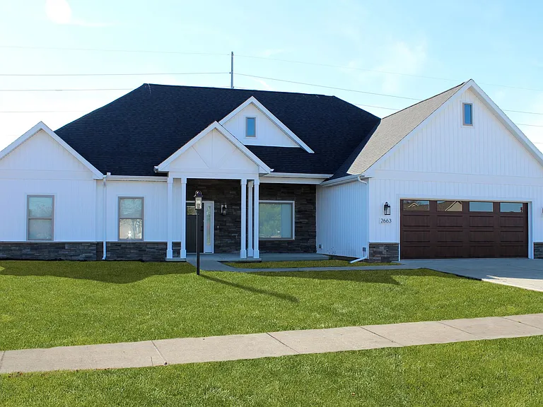 2663 Muirfield Pl — Photo 1