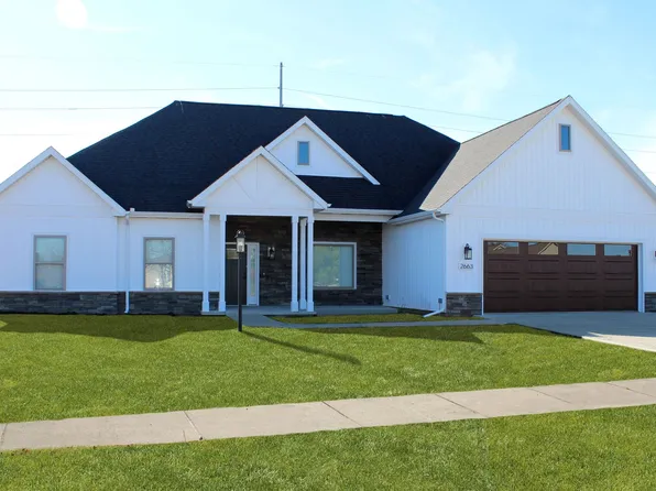 2663 Muirfield Pl, Urbana, IL 61802