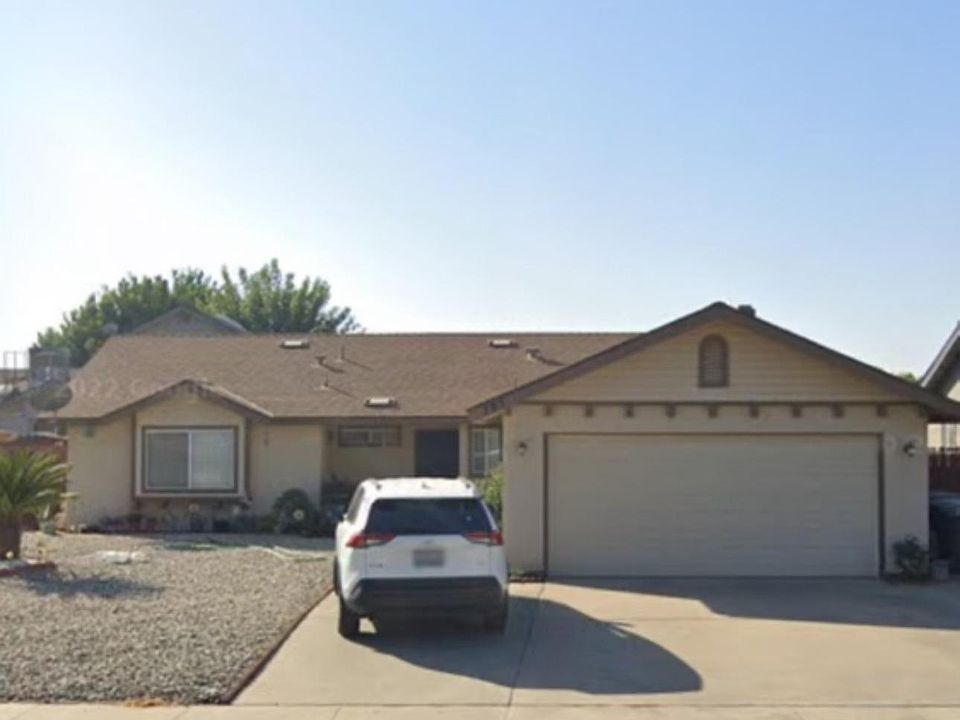 1st image of 785 Rosewood Ln