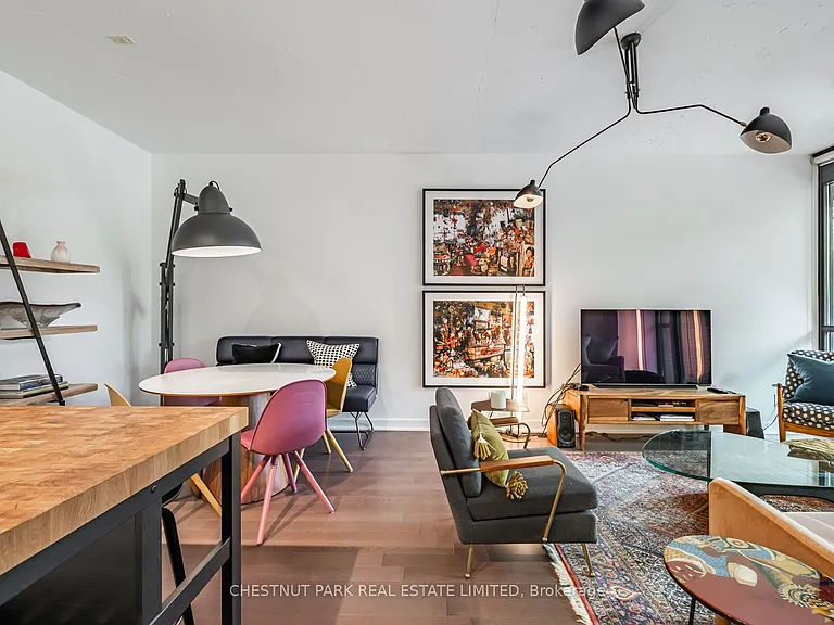 64 Niagara St #221 — Photo 17