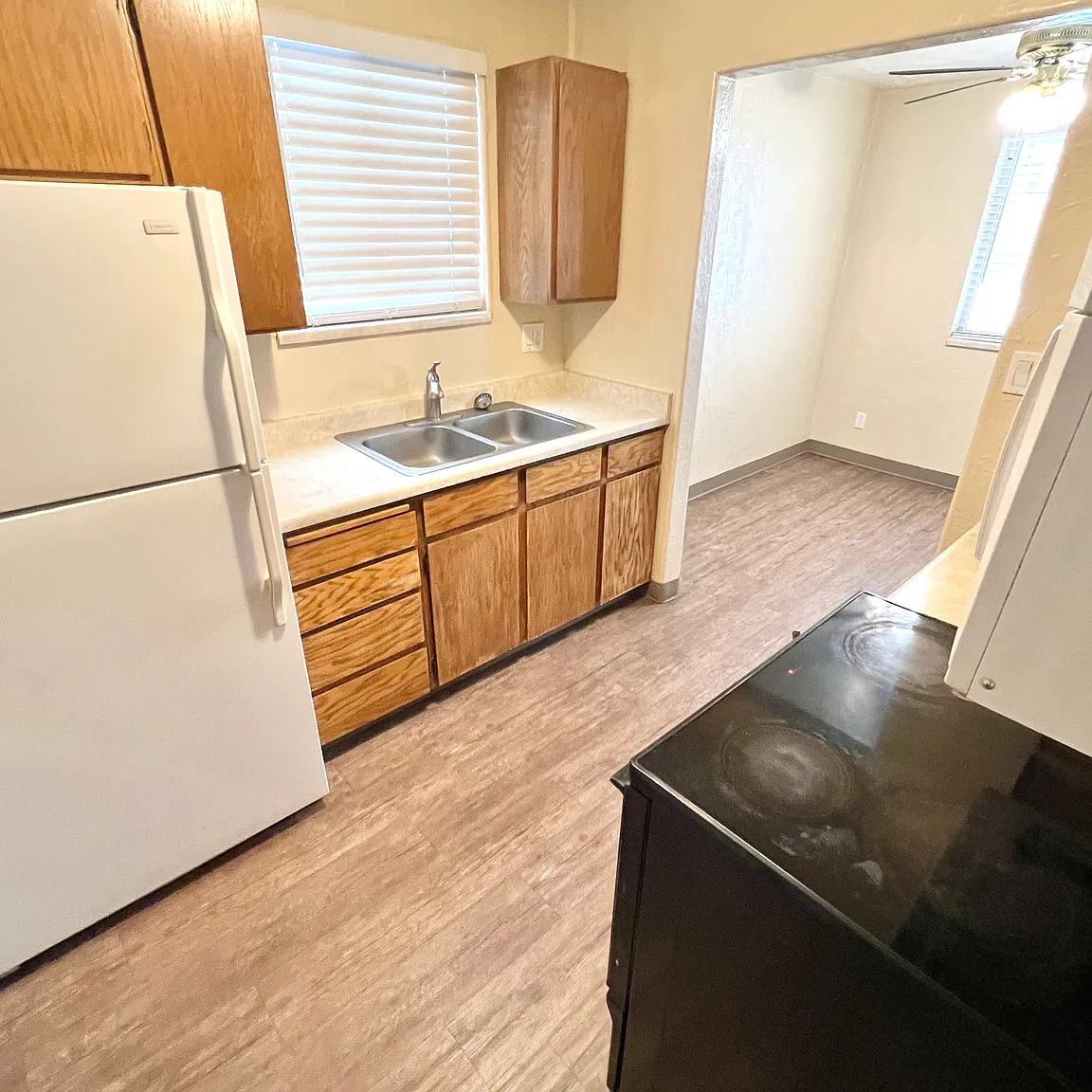 2 bed, 850 sqft, $1,250 — Photo 4