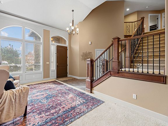 4th image of 13228 NE 61st Cir