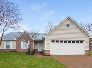 6940 Brady Hill Dr, Cordova, TN 38018