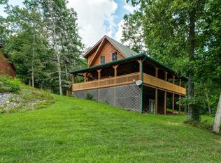 891 Clint Lowe Rd, Crossville, TN 38572